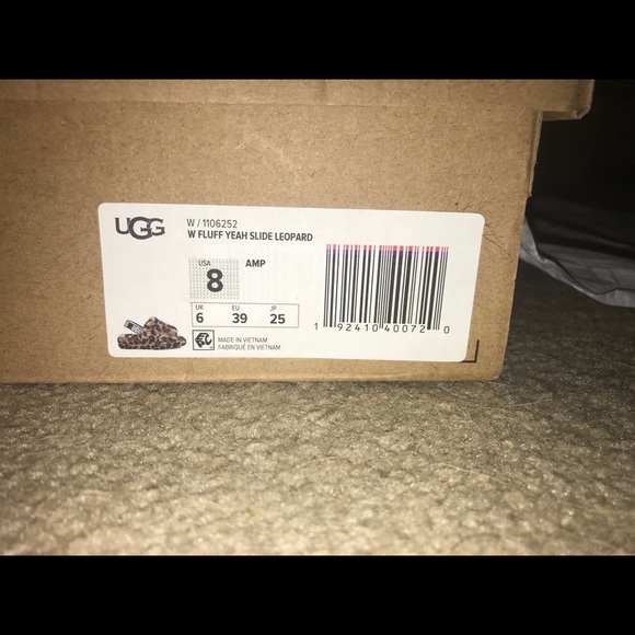 MUST GO OBO! Ugg’s VS SLIDES-Fluff Yeah Slide🐆VERY RARE PAIR! SEE DETAILS🌟 - Picture 5 of 6